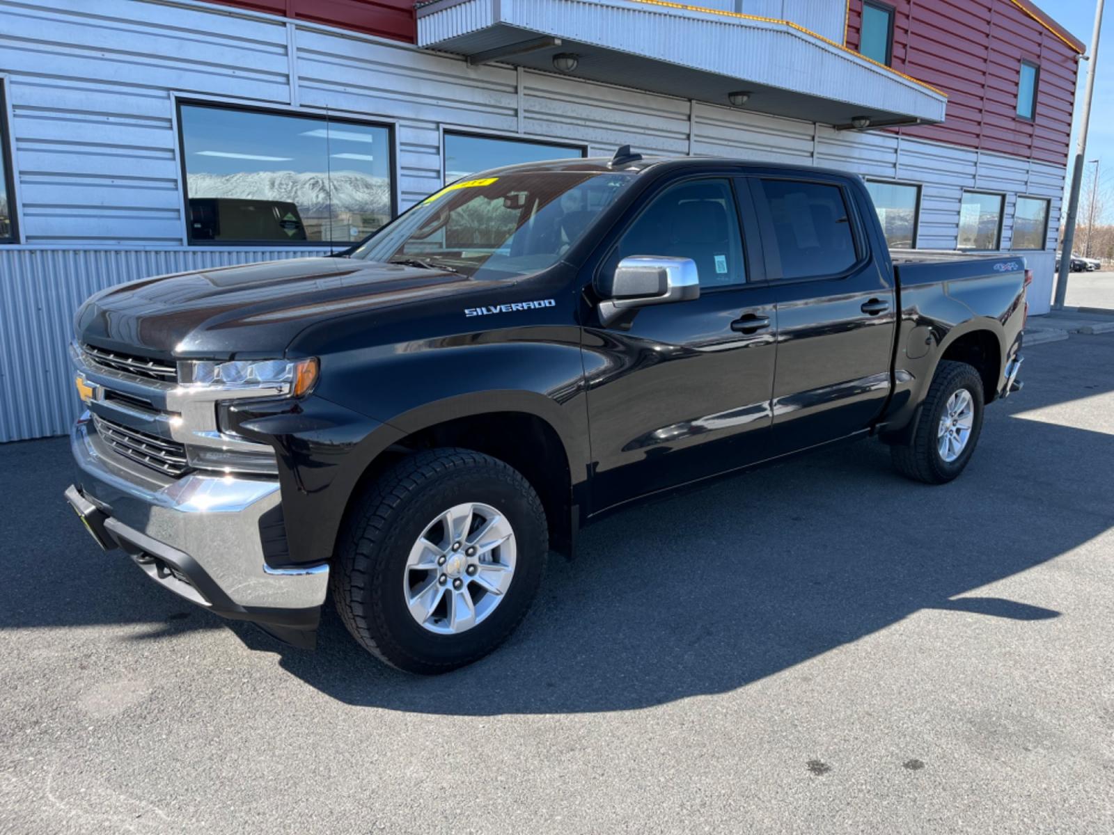 2021 BLACK /Black CHEVROLET SILVERADO 1500 LT (1GCUYDED3MZ) with an 5.3L engine, Automatic transmission, located at 1960 Industrial Drive, Wasilla, 99654, (907) 274-2277, 61.573475, -149.400146 - Photo #0